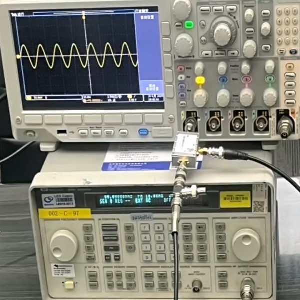 The Design of An Impedance Matching System with A Small RF Antenna